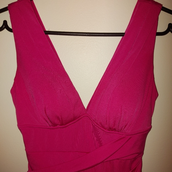 Le Chateau Pink Stretchy Dress - Picture 2 of 7
